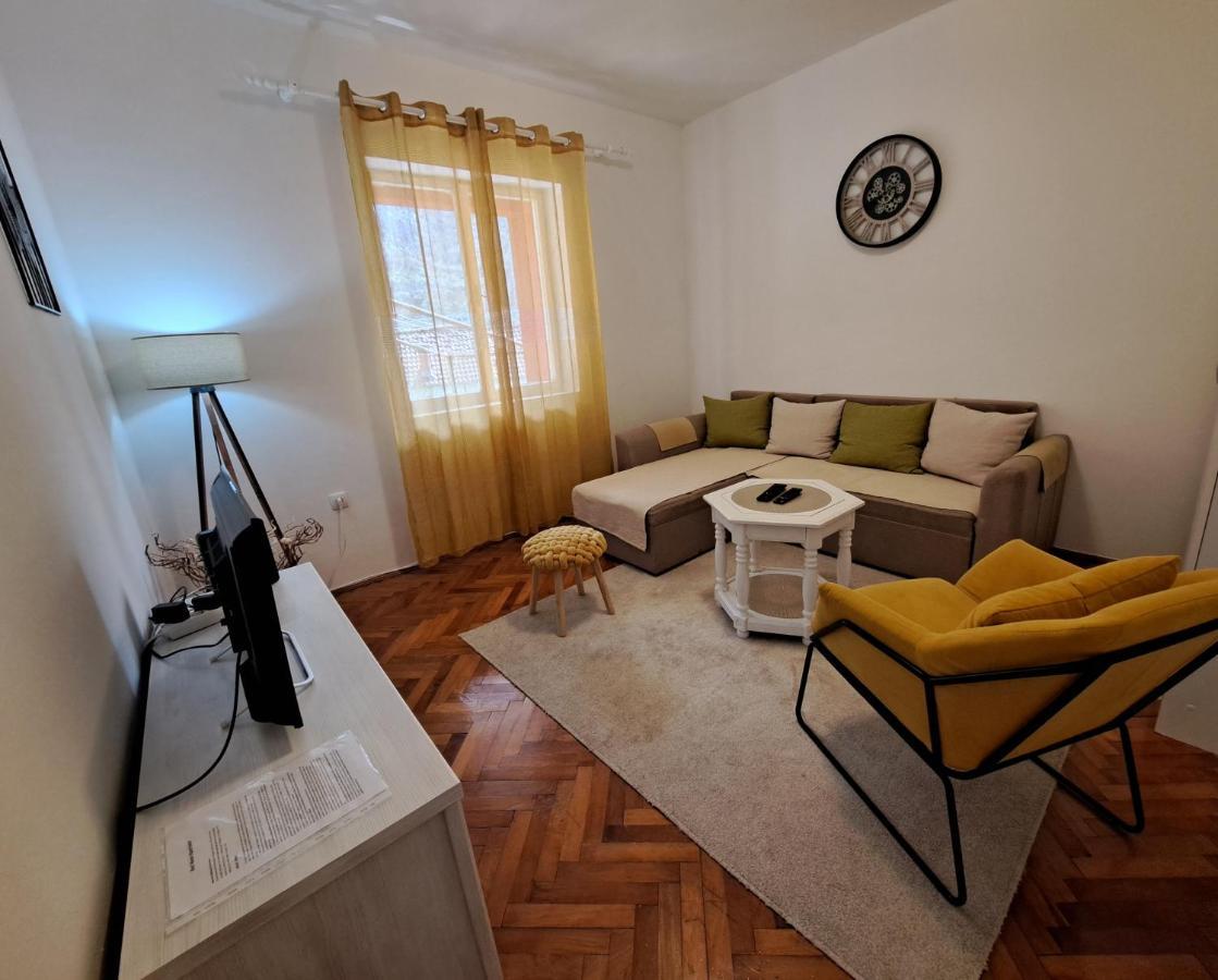 Red House Apartment 科托尔 外观 照片