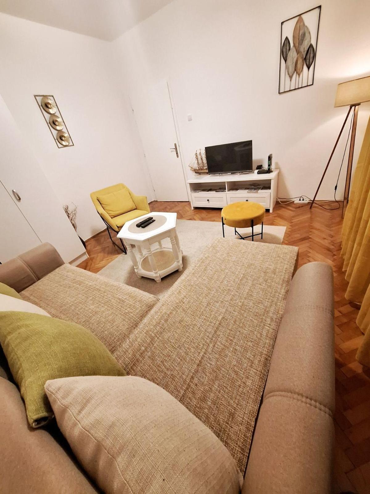 Red House Apartment 科托尔 外观 照片