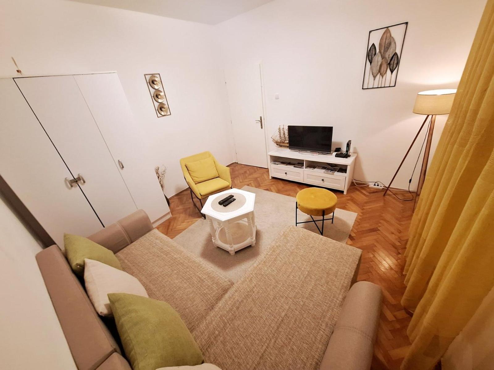 Red House Apartment 科托尔 外观 照片