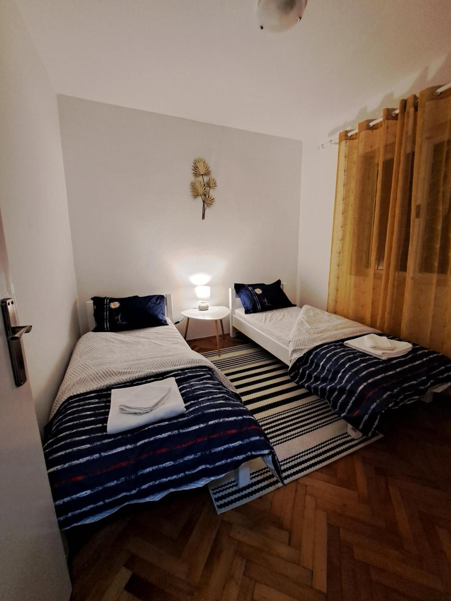 Red House Apartment 科托尔 外观 照片